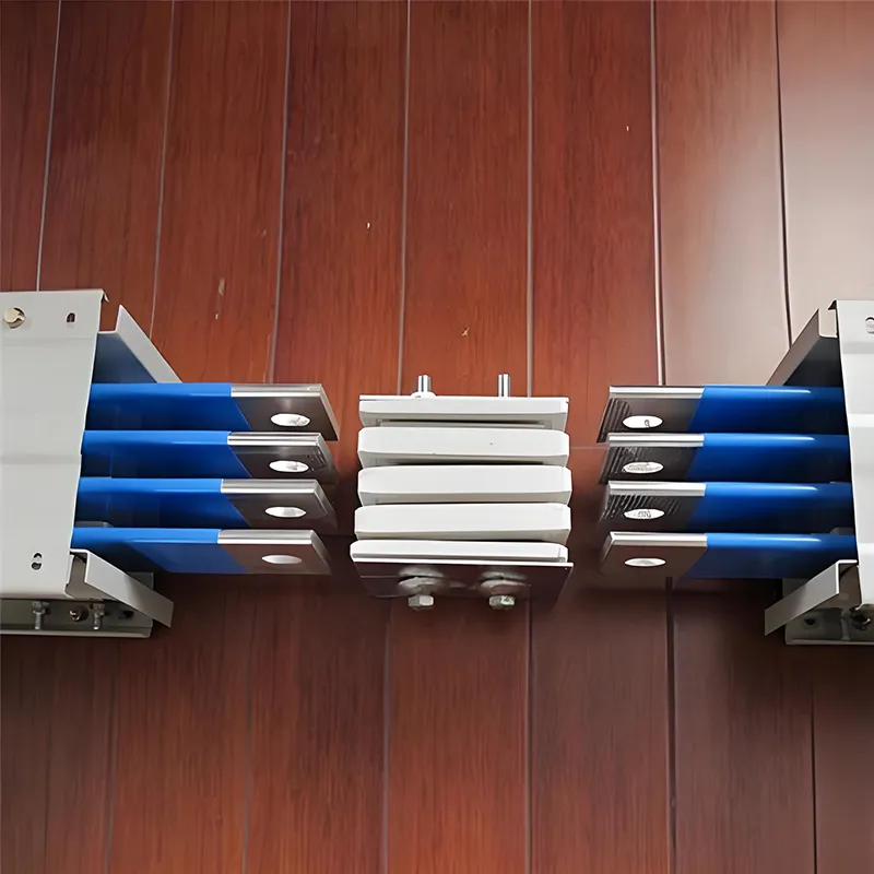 Шинопровод із повітряною ізоляцією 2000A